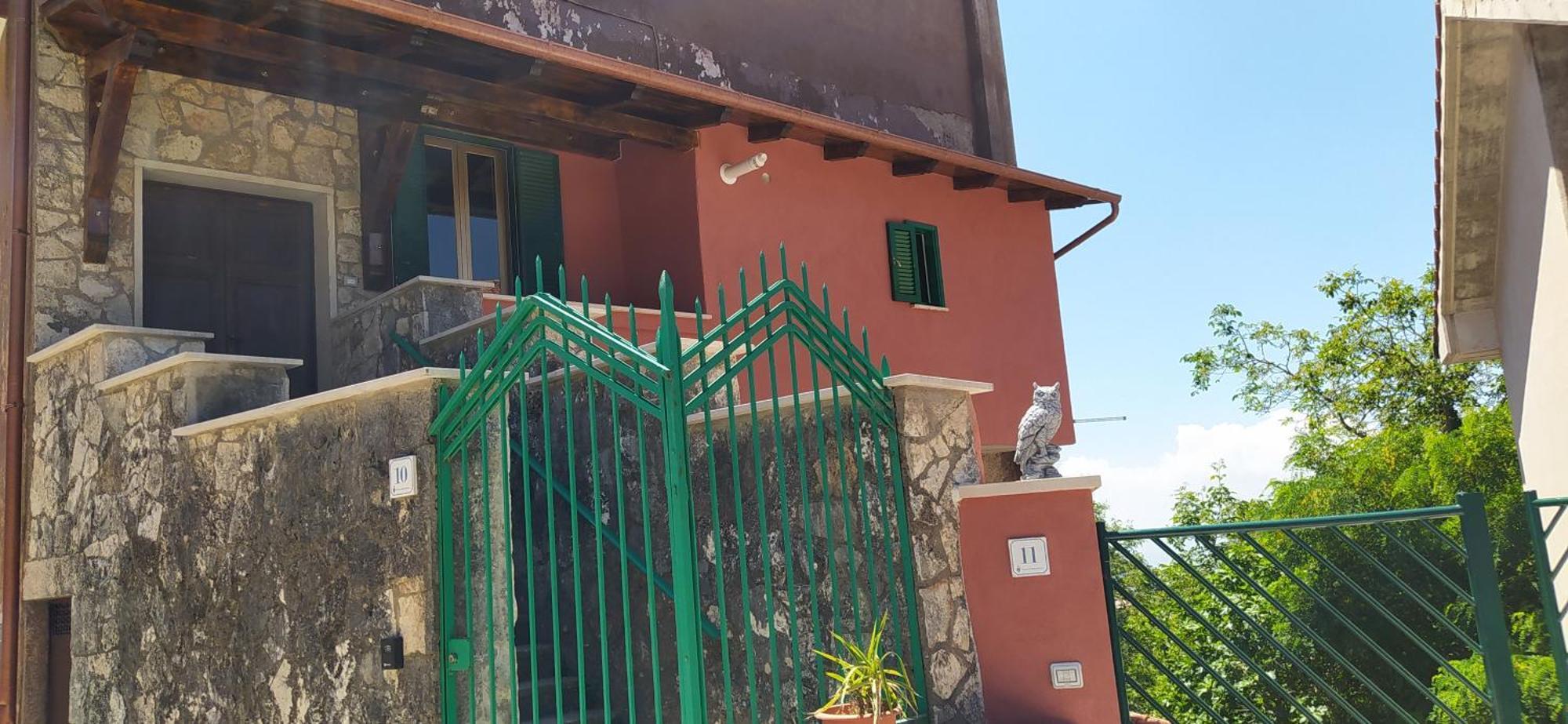 G-House Apartment Rocca di Cave Exterior photo